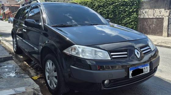 RENAULT MEGANE 1.6 DYNAMIQUE GRAND TOUR 16V FLEX 4P MANUAL RENAULT MEGANE 1.6 DYNAMIQUE GRAND TOUR 16V FLEX 4P MANUAL